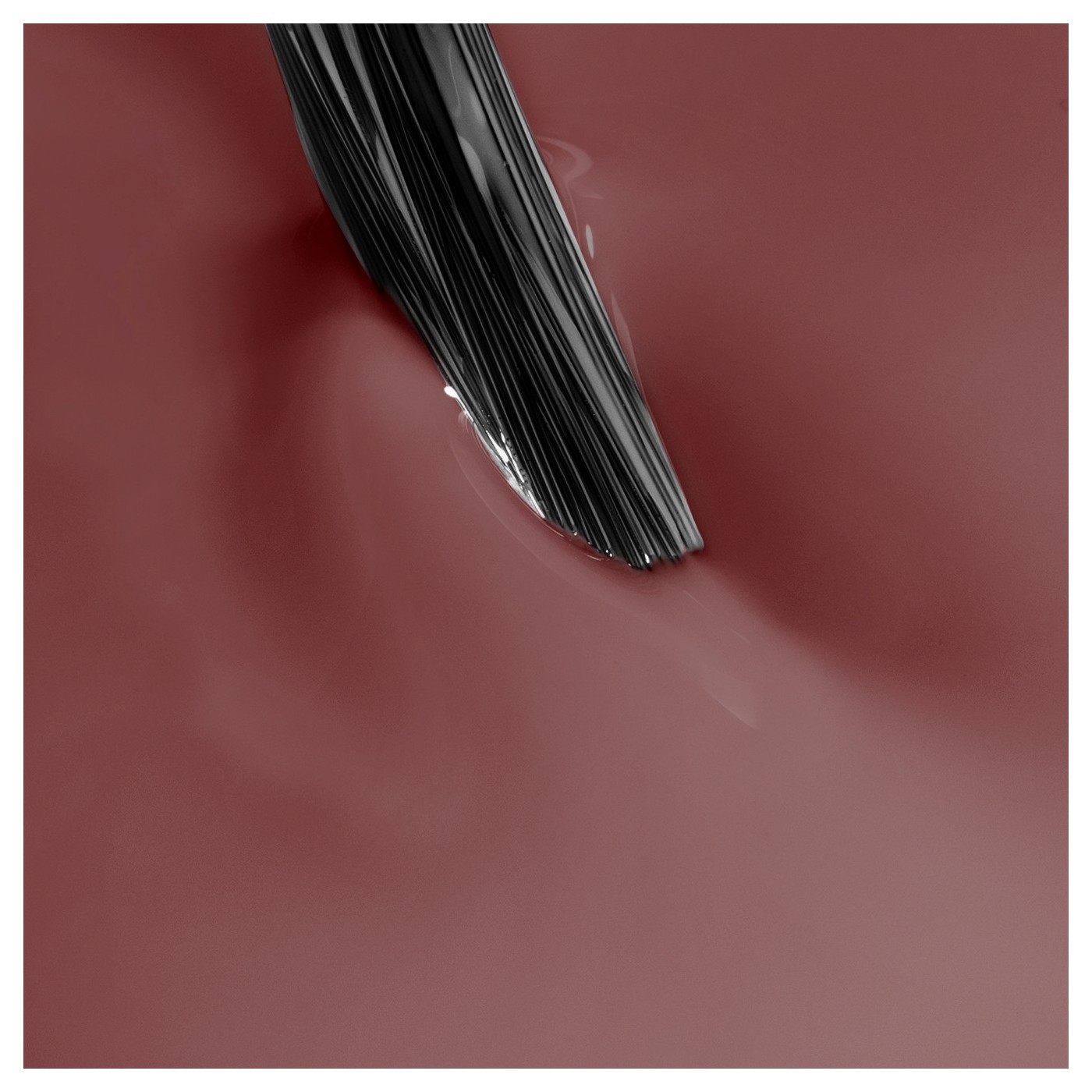 Smalto semipermanente 3in1 marrone cioccolato One Mocha Brown 07 – look intenso Smalto semipermanente 3in1 marrone cioccolato One Mocha Brown 07 – look intenso