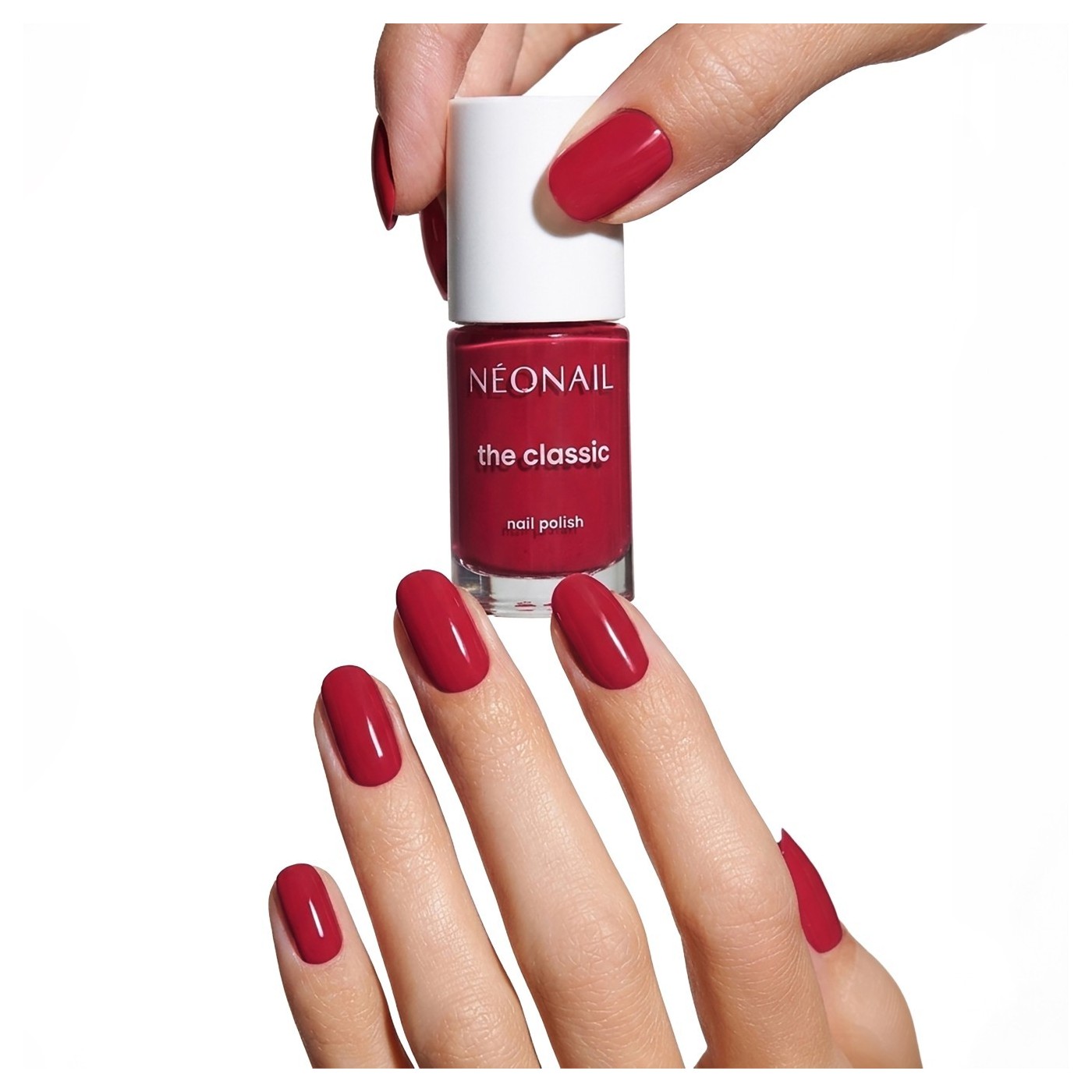Rich Red 13 – smalto classico rosso dal colore intenso Rich Red 13 – smalto classico rosso dal colore intenso