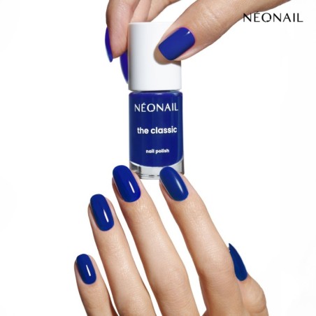 Denim Blue 17 &ndash; smalto classico blu dal finish elegante