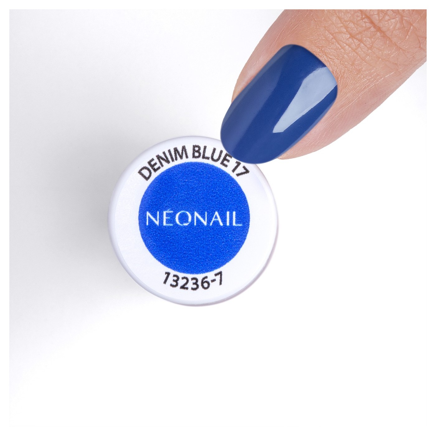 Denim Blue 17 – smalto classico blu dal finish elegante Denim Blue 17 – smalto classico blu dal finish elegante